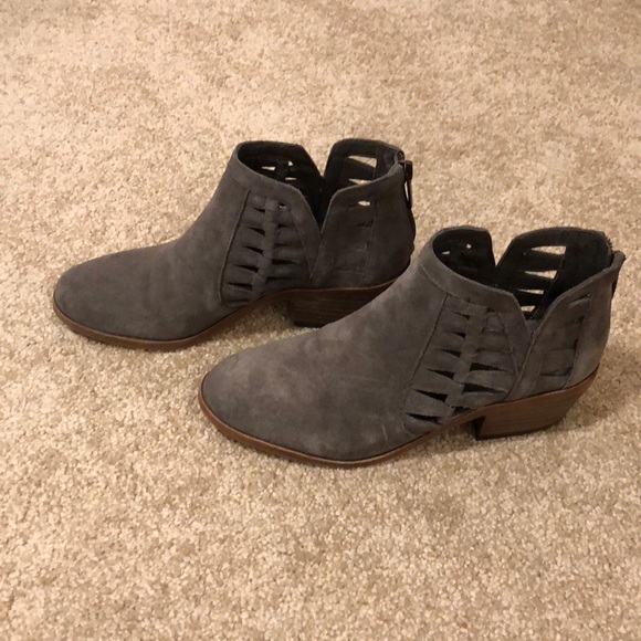 Vince Camuto Shoes - Vince Camuto ankle booties